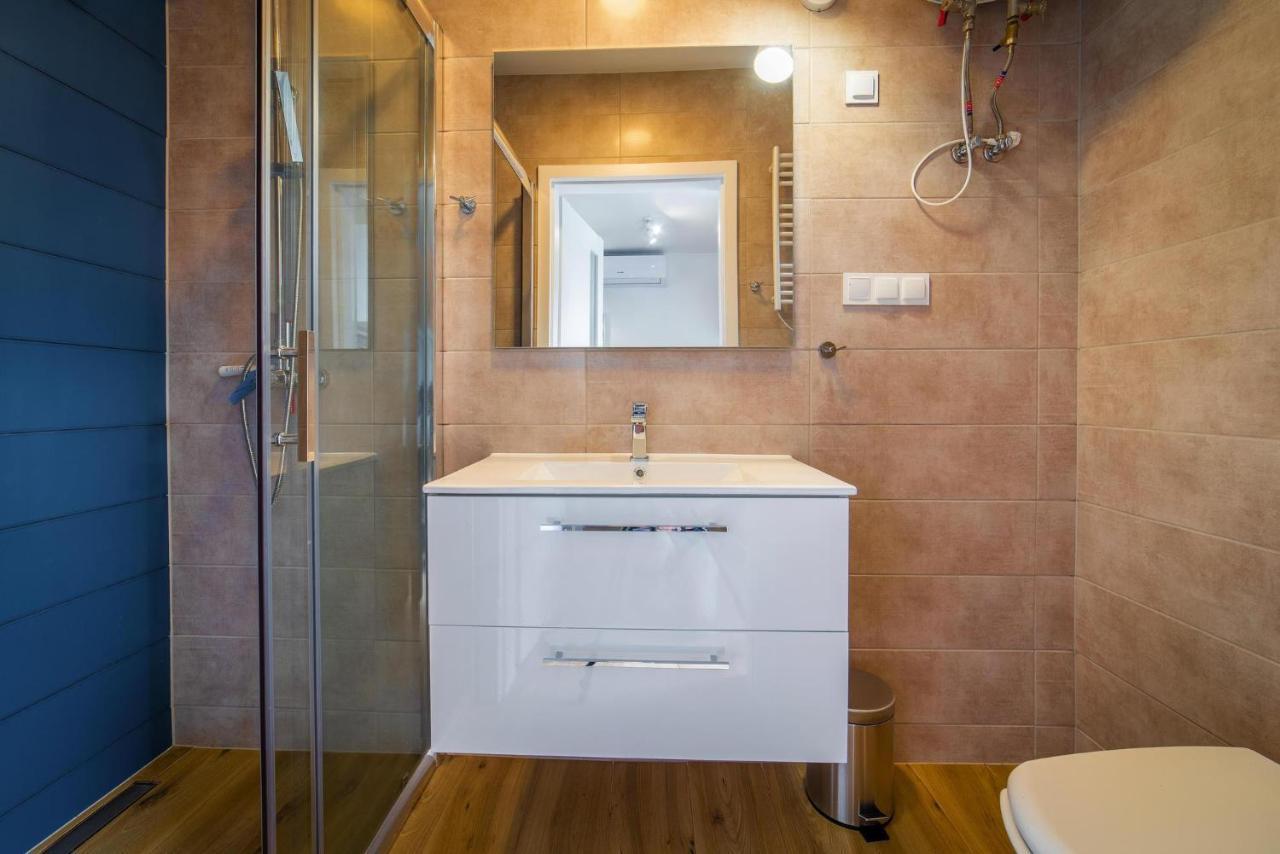 Holiday Complex With Pool, ريفال المظهر الخارجي الصورة
